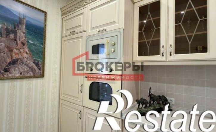 3-комн квартира улица Карла Маркса, 18,  д. 18