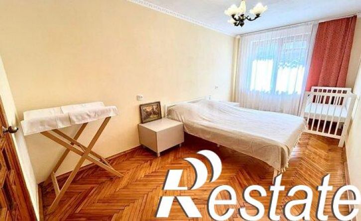 3-комн квартира Ореховая улица, 1,  д. 1