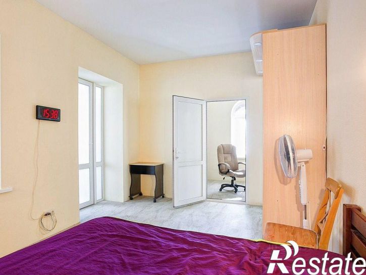 4-комн квартира улица Кирова, 12,  д. 12