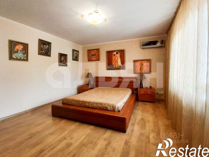 4-комн квартира улица Свердлова, 48 к4,  д. 48 к4
