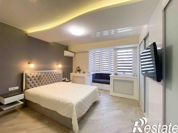 4-комн квартира улица Кривошты, 11А,  д. 11А