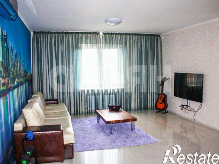 4-комн квартира улица Свердлова, 48 к4,  д. 48 к4