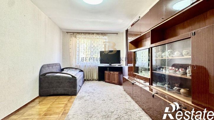 2-комн квартира Ореховая улица, 3,  д. 3