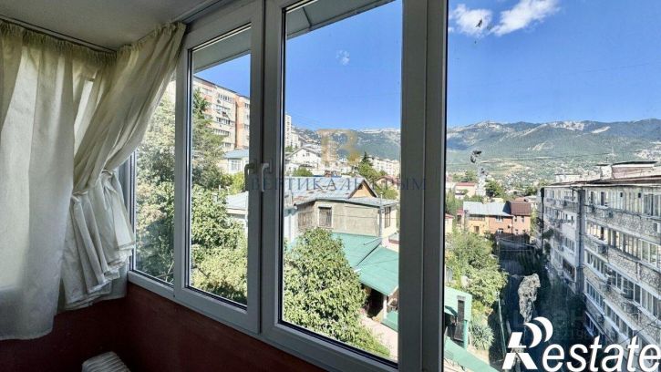 2-комн квартира Ореховая улица, 3,  д. 3