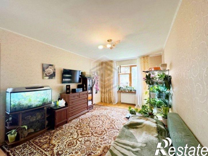 2-комн квартира Ореховая улица, 1,  д. 1