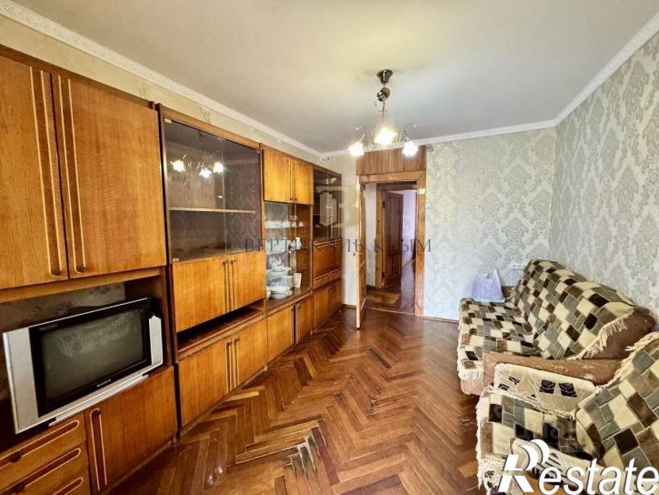 2-комн квартира Весенняя улица, 12,  д. 12