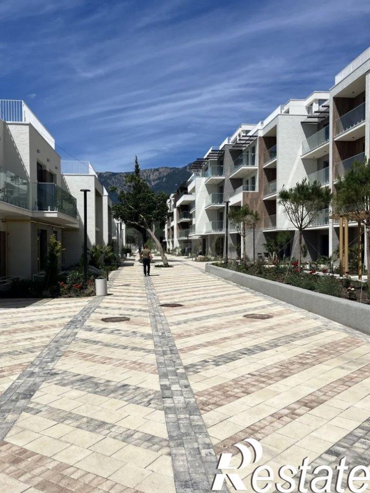 4-комн квартира улица Халтурина, 36А,  д. 36А
