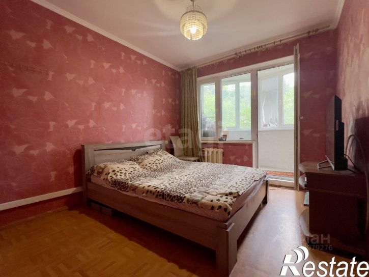 3-комн квартира улица Крупской, 8 к2,  д. 8 к2