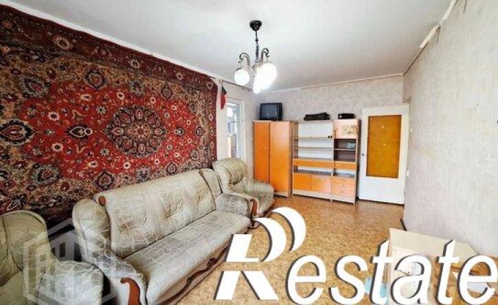 2-комн квартира Суворовская улица, 27,  д. 27