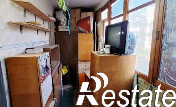 2-комн квартира Суворовская улица, 27,  д. 27