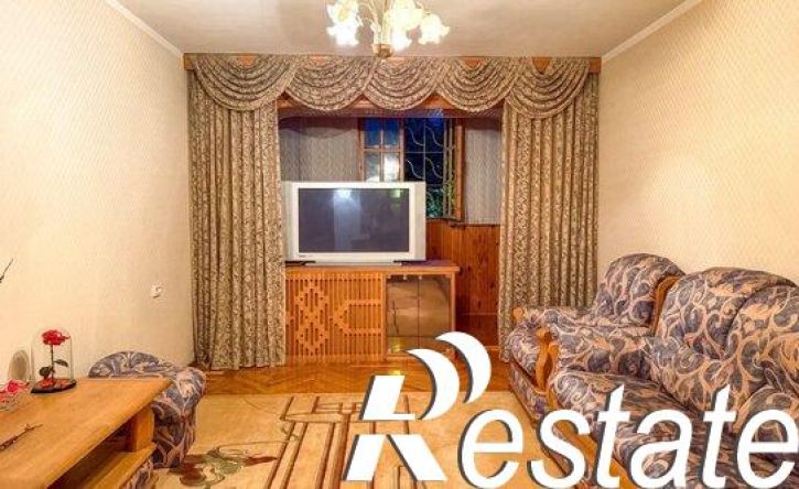 3-комн квартира улица Кривошты, 15,  д. 15